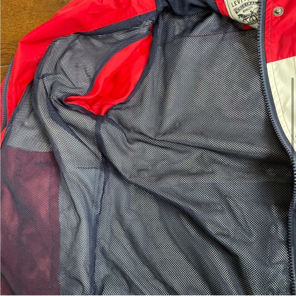 LEVIS windbreaker - Picture 4 of 4